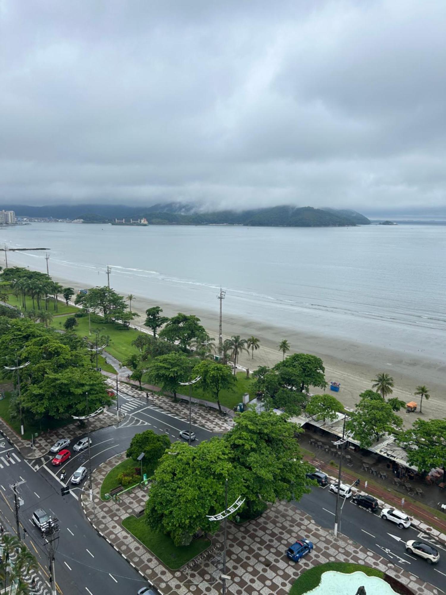 Frente A Do Embare
